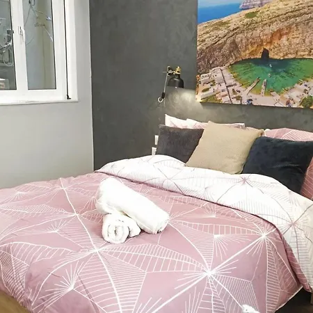 Pensión Cosy Albert's Seaside Sliema
