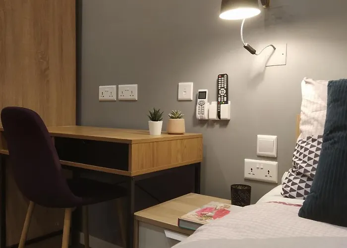 Cosy Albert's Seaside Pensiune 3*