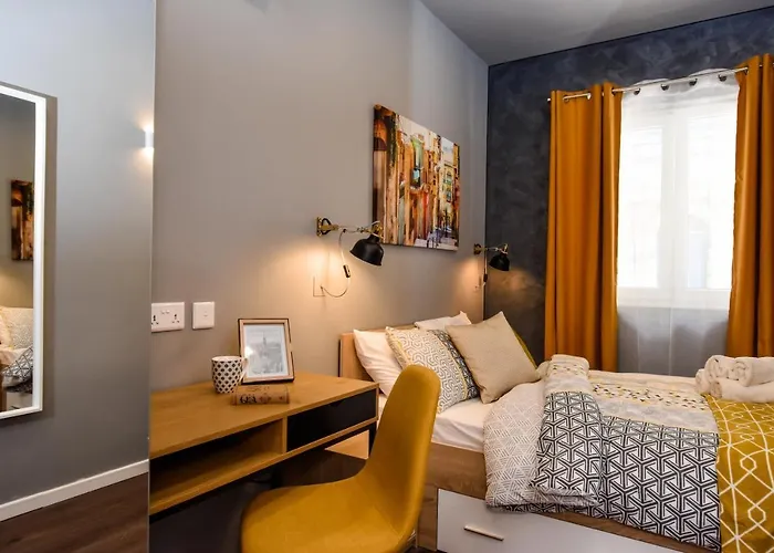 Cosy Albert's Seaside Sliema