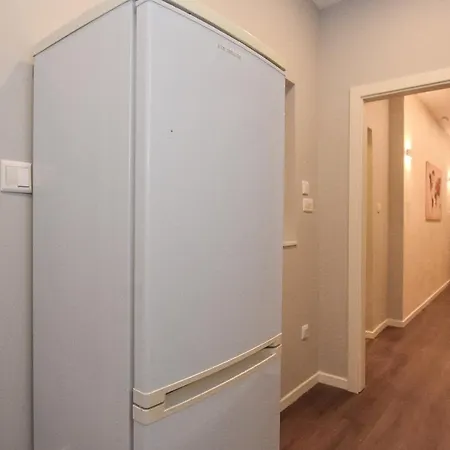 Cosy Albert's Seaside سليمة