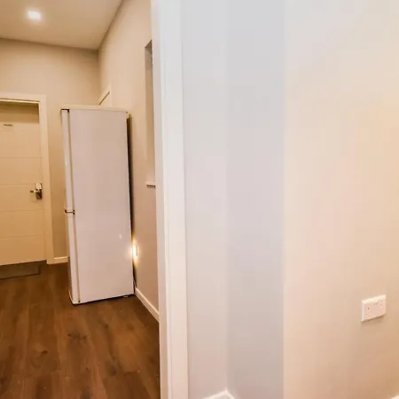 Cosy Albert's Seaside بيت ضيافة